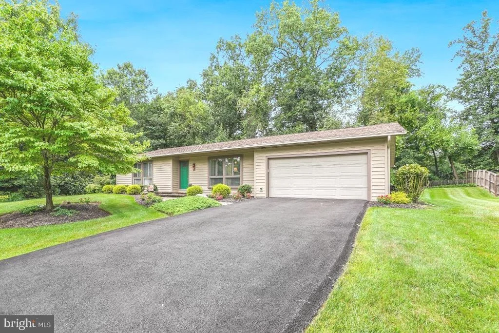 Photo of 217 PEWTER LANE