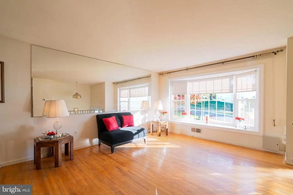 Photo of 4709 IRIS PLACE
