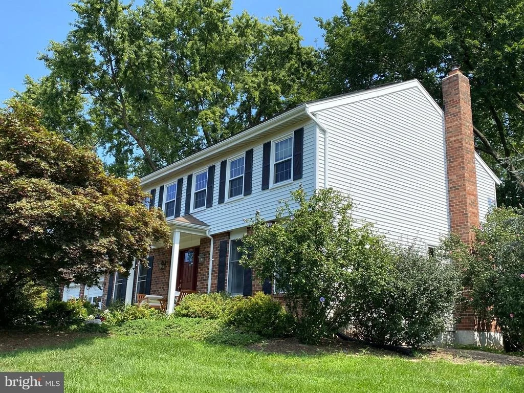 Photo of 17301 LAFAYETTE DRIVE