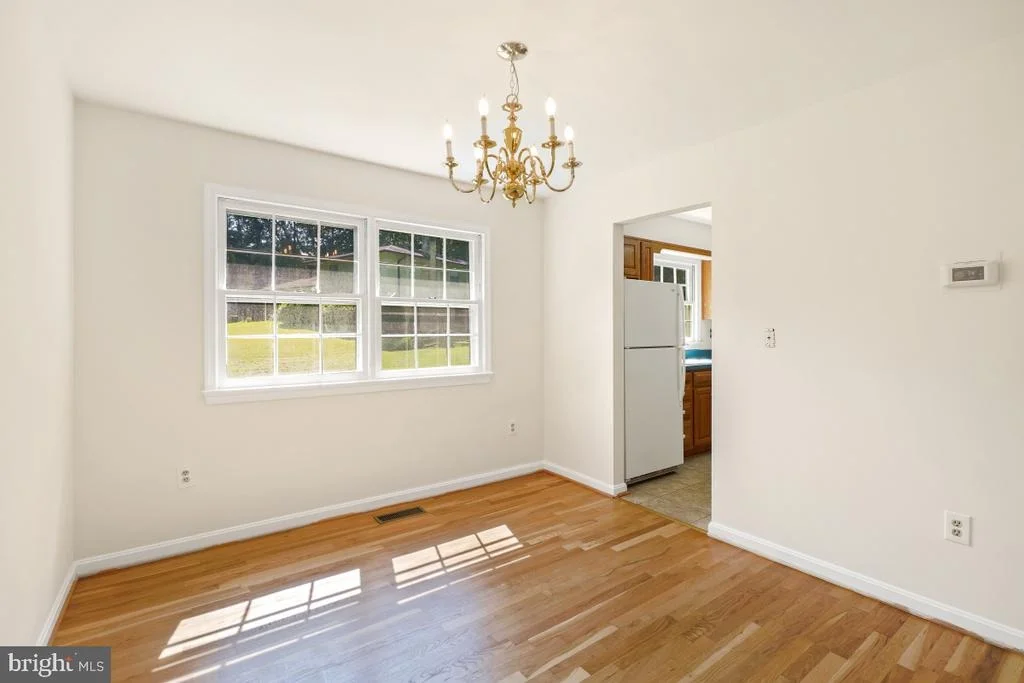 Photo of 882 DIAMOND DRIVE