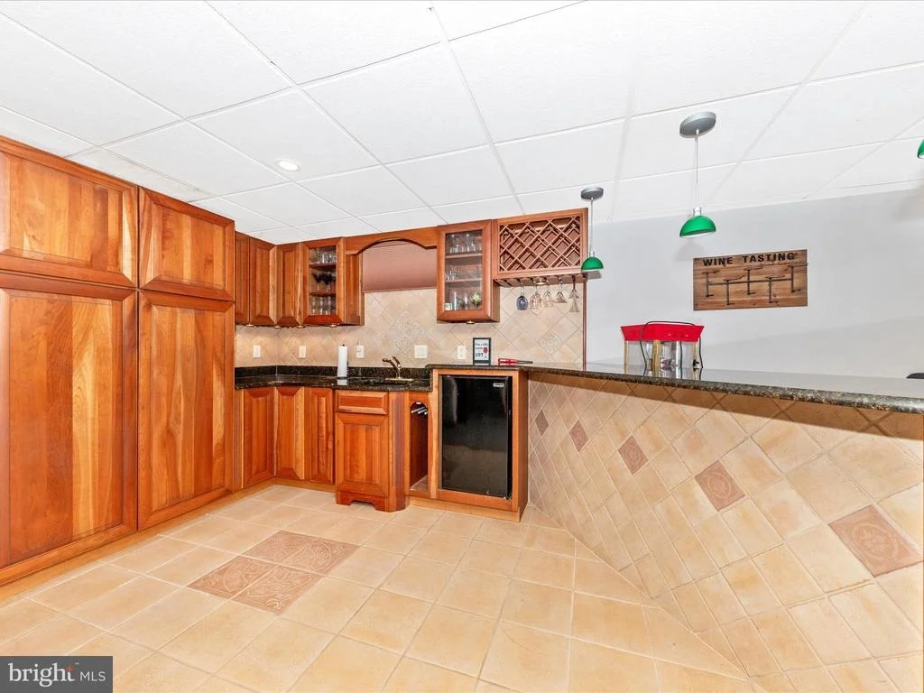 Photo of 9242 OAK TREE CIRCLE
