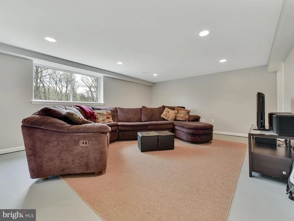 Photo of 6143 LONG BRANCH ROAD