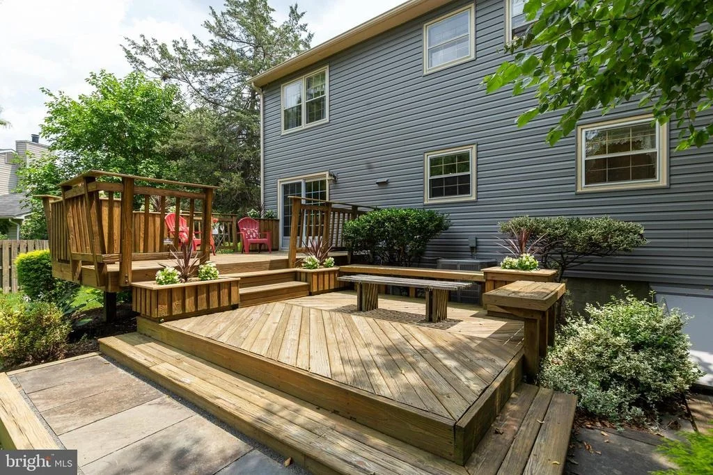 Photo of 1103 JEFF RYAN DRIVE