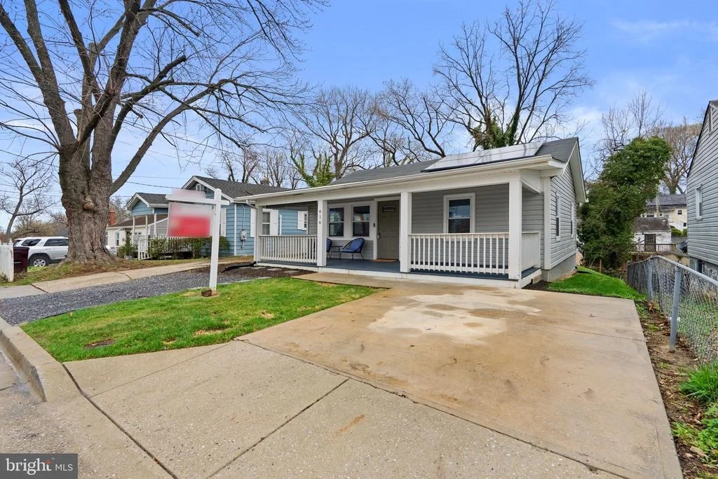 Photo of 616 DRUM AVENUE