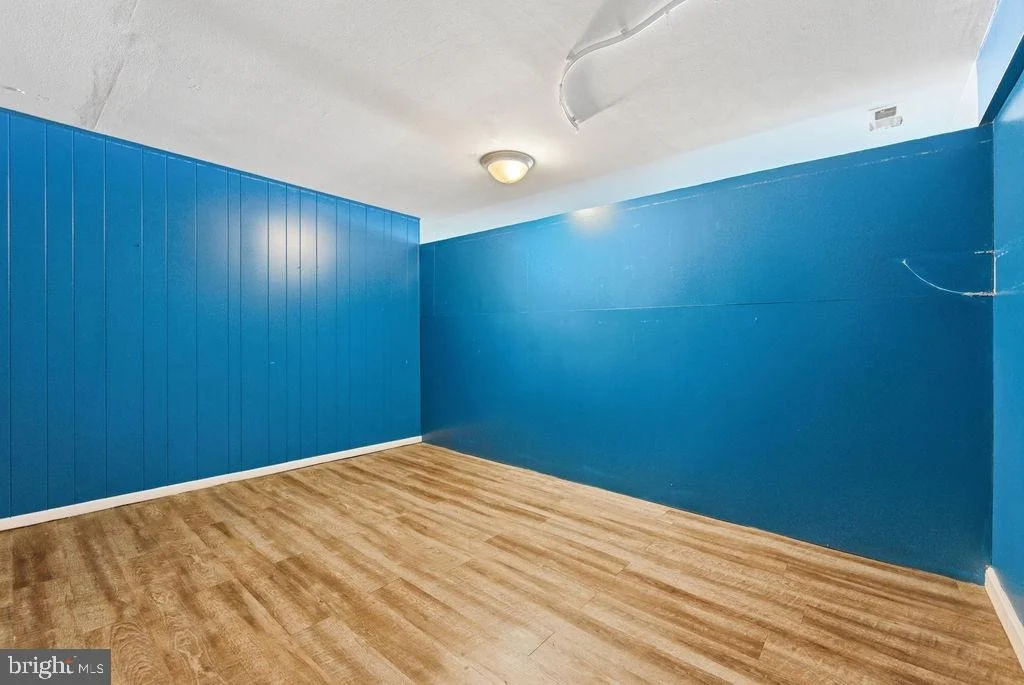 Photo of 9516 PARK AVENUE
