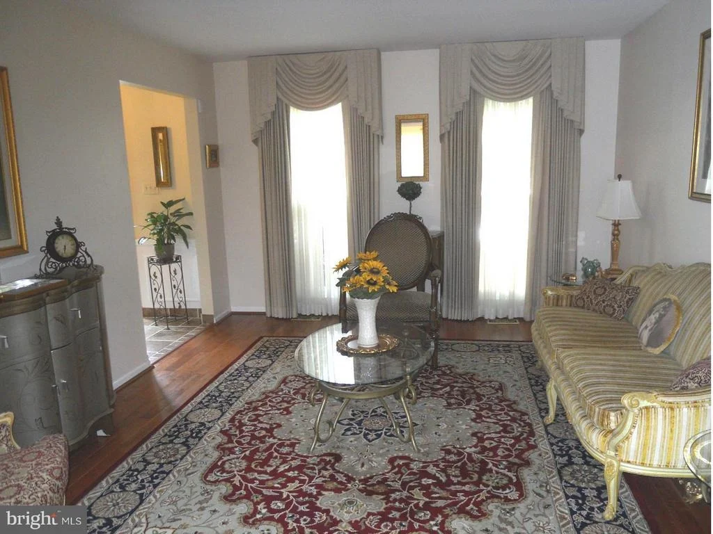 Photo of 9804 MAINSAIL DRIVE