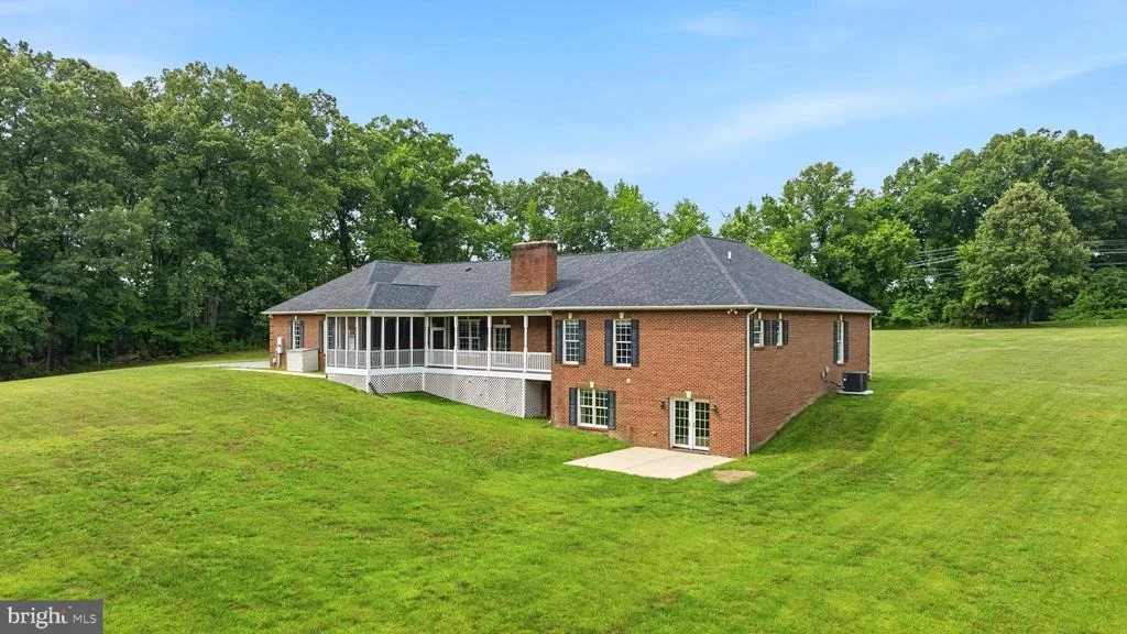 Photo of 4570 HAWTHORNE ROAD
