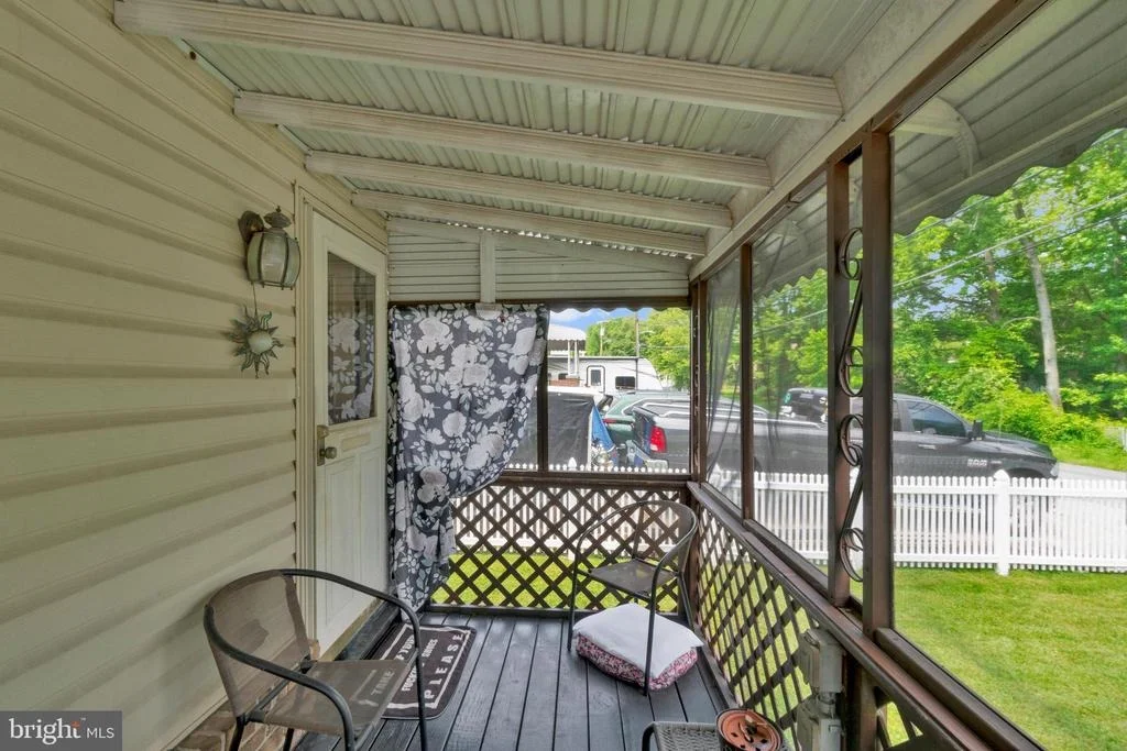 Photo of 8029 SHORE ROAD