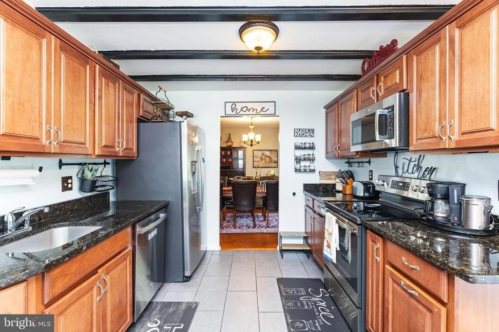 Photo of 6937 NASHVILLE ROAD