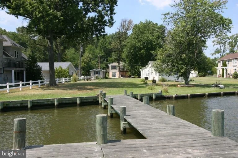 Photo of 721 SENECA GARDENS ROAD