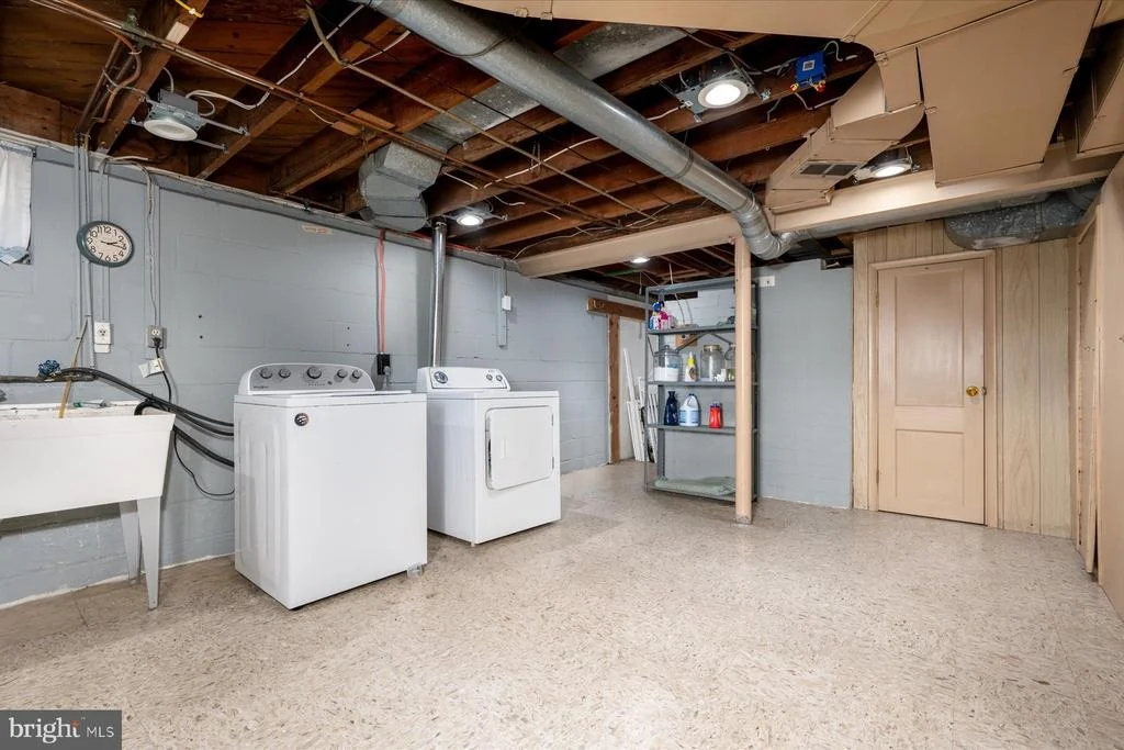 Photo of 402 JOYCE DRIVE