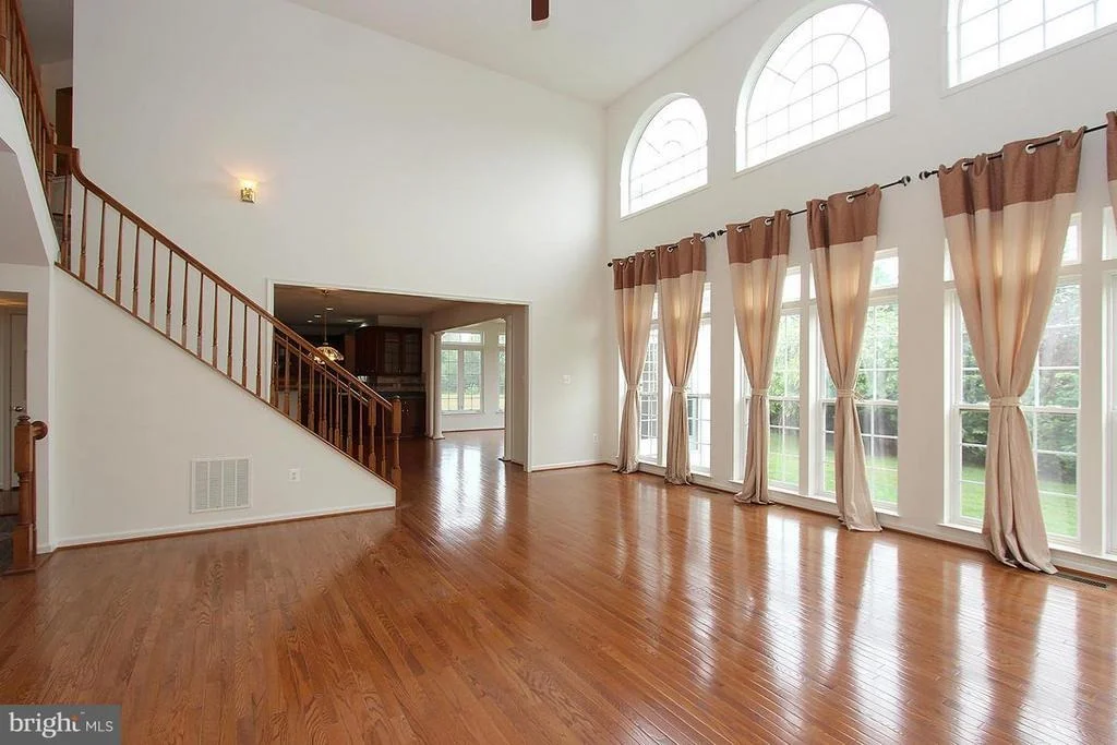 Photo of 11205 SUFFOLK DRIVE
