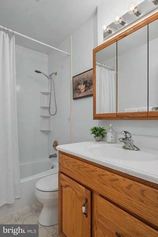 Photo of 1523 MANOR VIEW ROAD