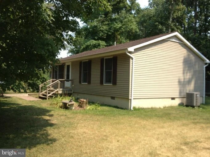 Photo of 337 CHESTNUT DRIVE