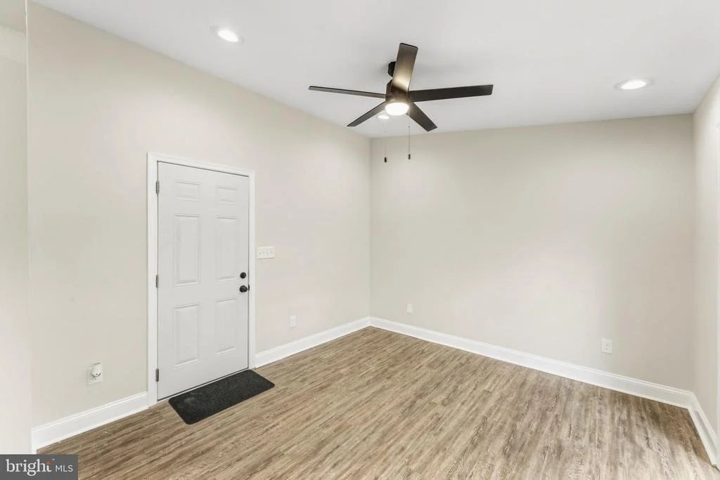 Photo of 201 SINGLETREE COURT