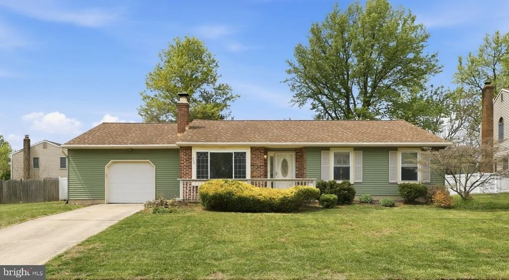 Photo of 302 WINDSOR LANE