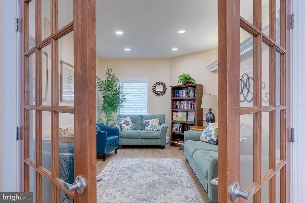 Photo of 33279 HARBOR REACH DRIVE
