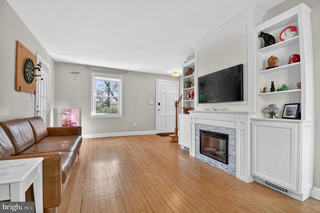Photo of 8306 QUEEN ANNES DRIVE