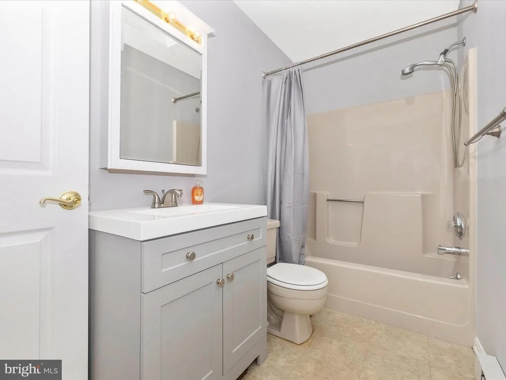Photo of 1589 SMILEY DRIVE