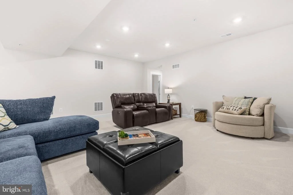 Photo of 15503 TWIN RIVER CIR