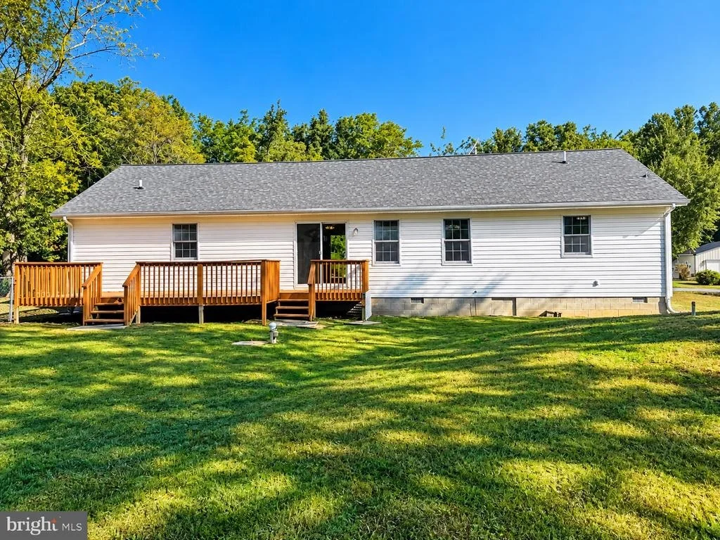 Photo of 23719 HENRY ROAD