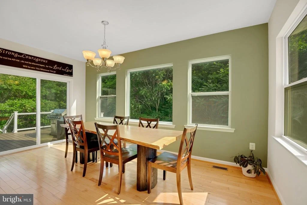 Photo of 2058 BAYTHORNE ROAD