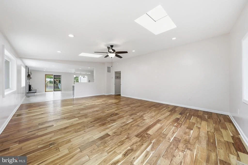 Photo of 6113 ELAINE DRIVE