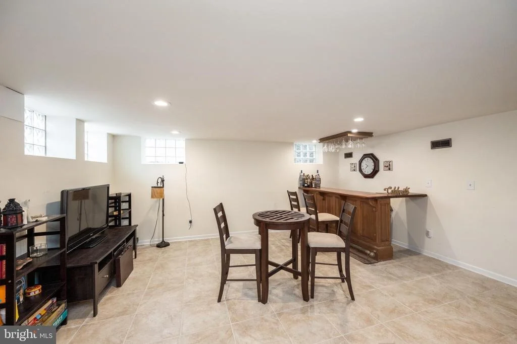 Photo of 1503 TUNLAW ROAD