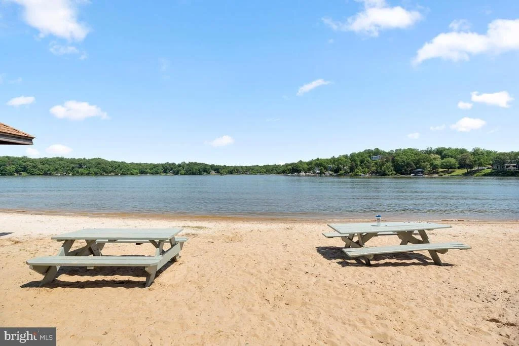 Photo of 1162 OAK VIEW DRIVE