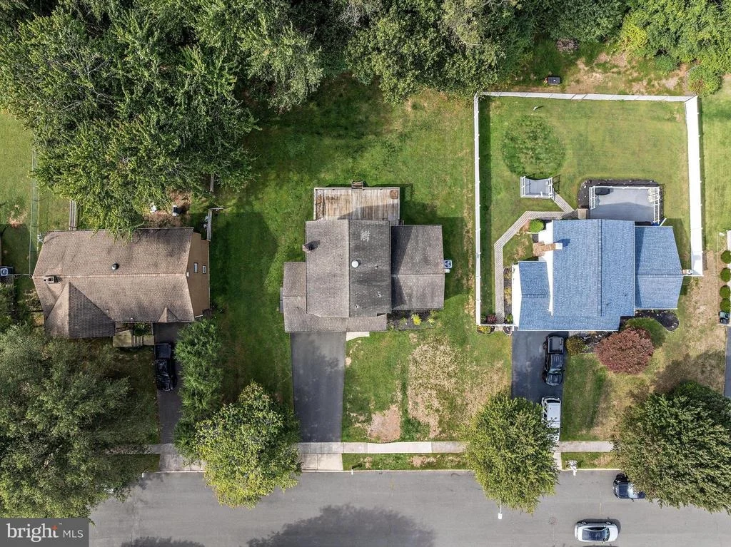 Photo of 52 COLLEEN CIRCLE