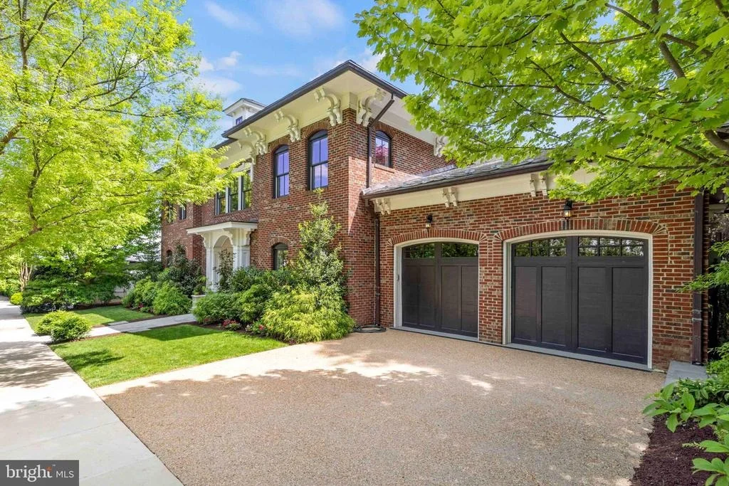 Photo of 4410 MEADOW ROAD NW