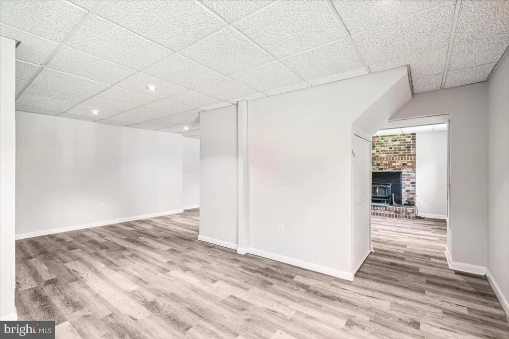 Photo of 6347 DAVIS ROAD