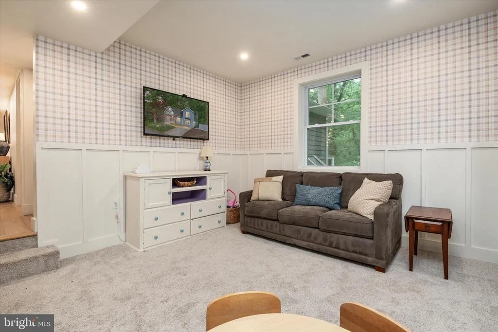 Photo of 934 N FOREST TRAIL