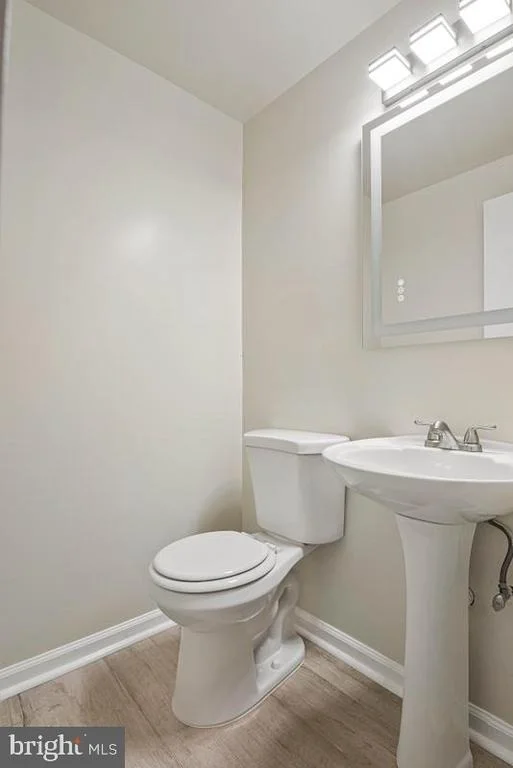 Photo of 1229 DELAFIELD PLACE NE