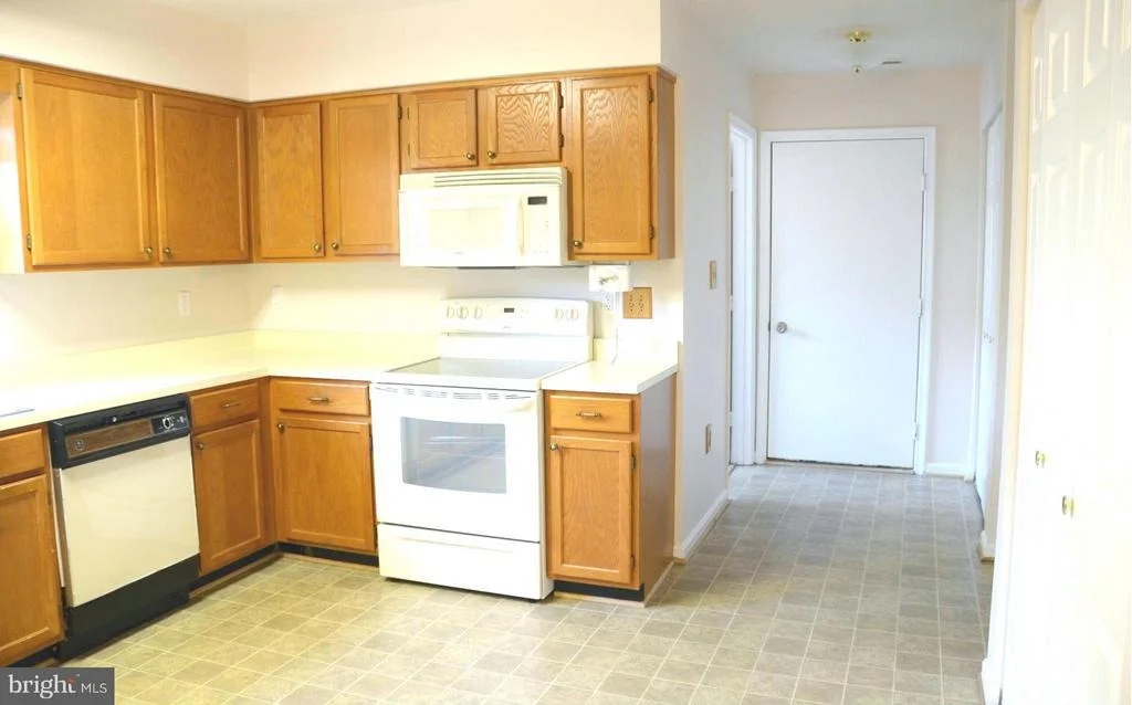 Photo of 837 COXSWAIN WAY