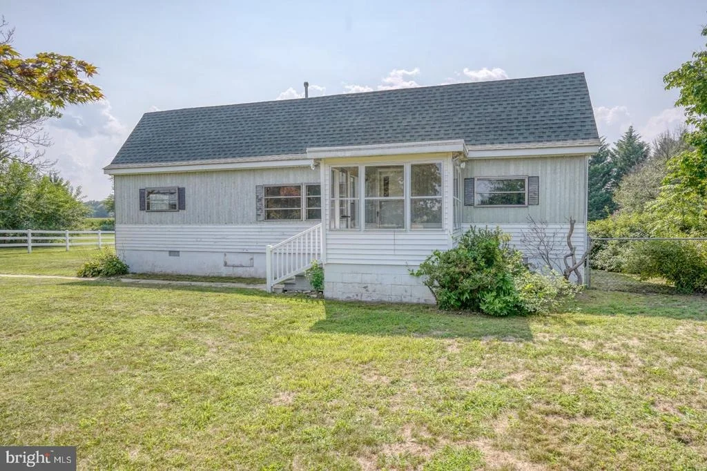 Photo of 2083 E DENNEYS ROAD