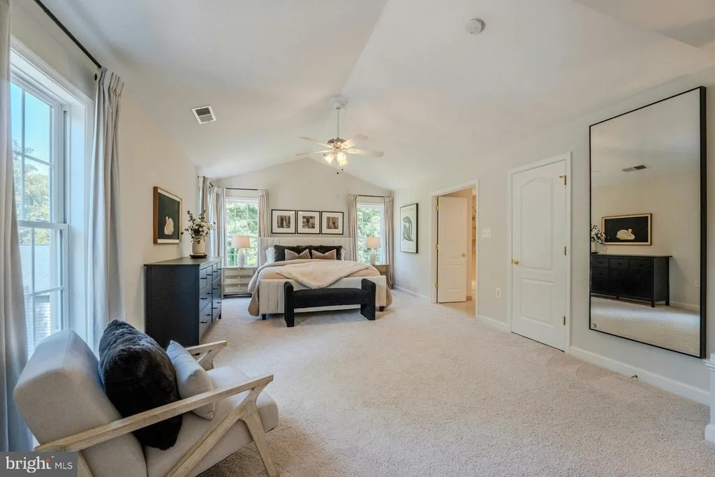 Photo of 17301 ROUNDMONT PLACE