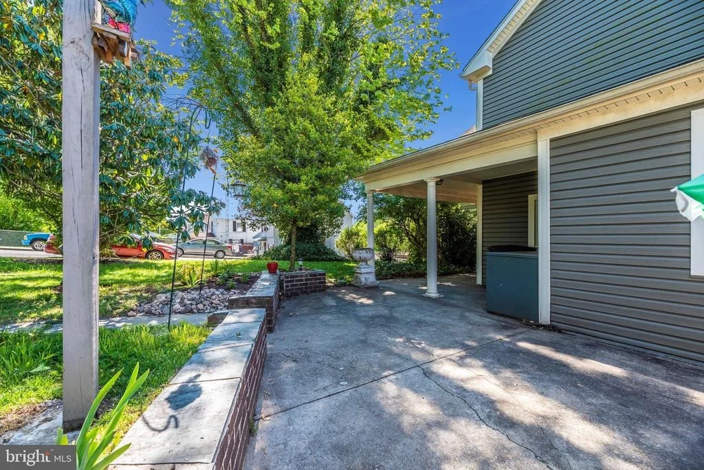Photo of 403 WALNUT STREET