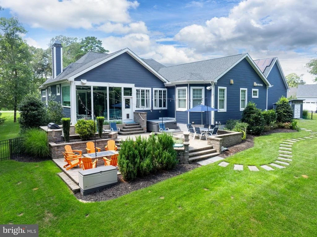 Photo of 19068 WINTERBERRY STREET