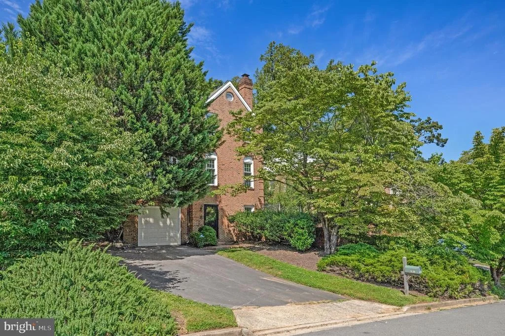 Photo of 1138 RANDOLPH ROAD
