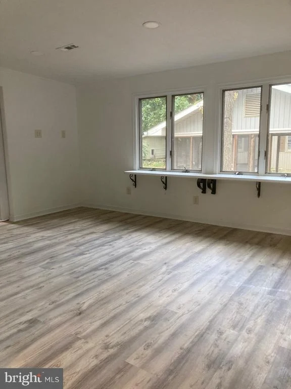 Photo of 389 STEVENSON DRIVE