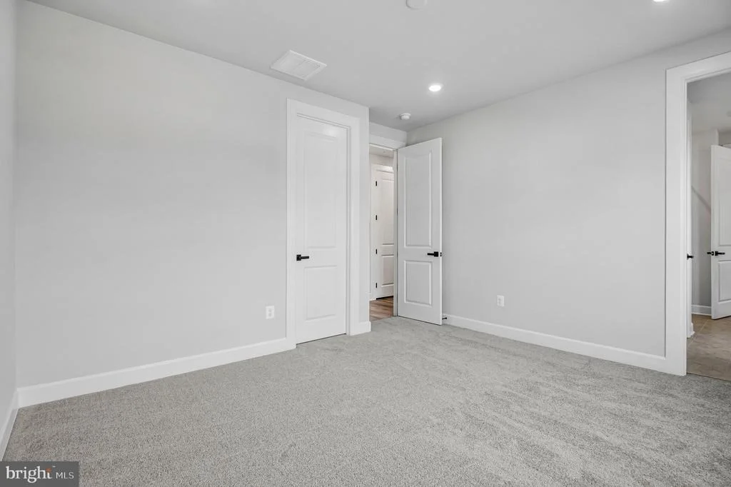 Photo of 1423 CRANESBILL LANE