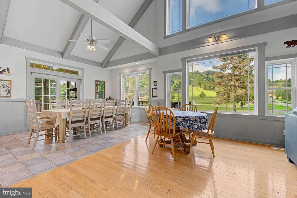 Photo of 296 LAKE POINTE DRIVE