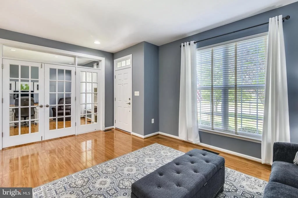 Photo of 25853 SPRING FARM CIRCLE
