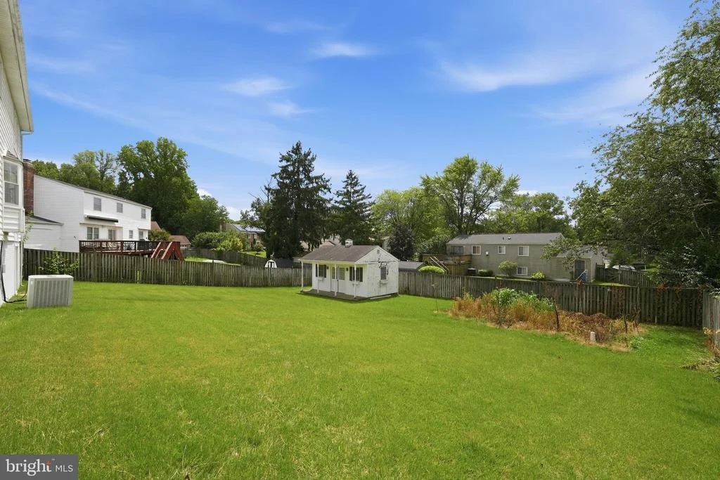 Photo of 12717 NORTHCLIFF ROAD
