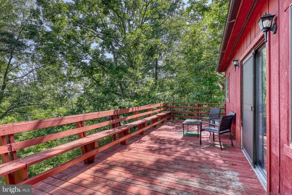 Photo of 743 MAPLE