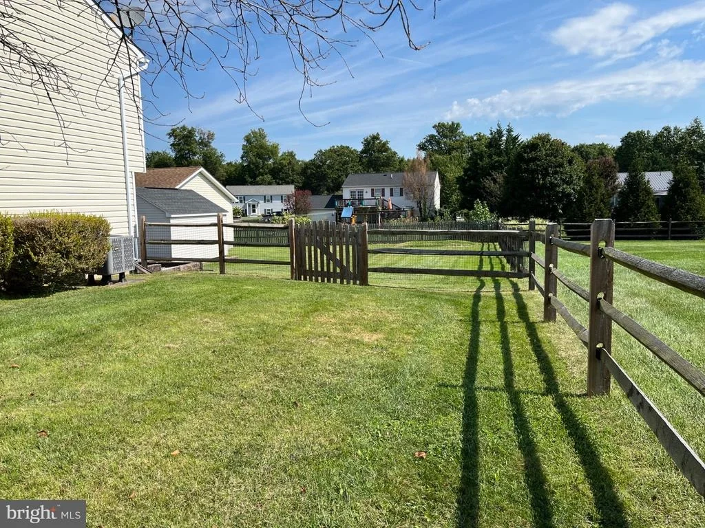 Photo of 15932 HIBISCUS DRIVE