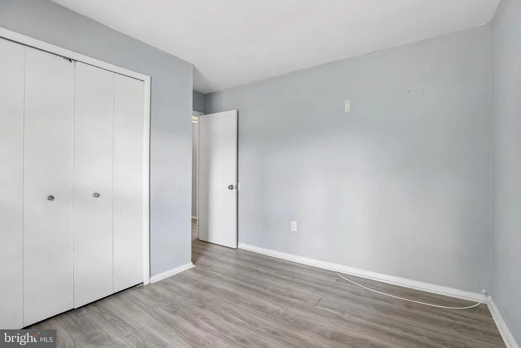 Photo of 720 CHAPELGATE DRIVE
