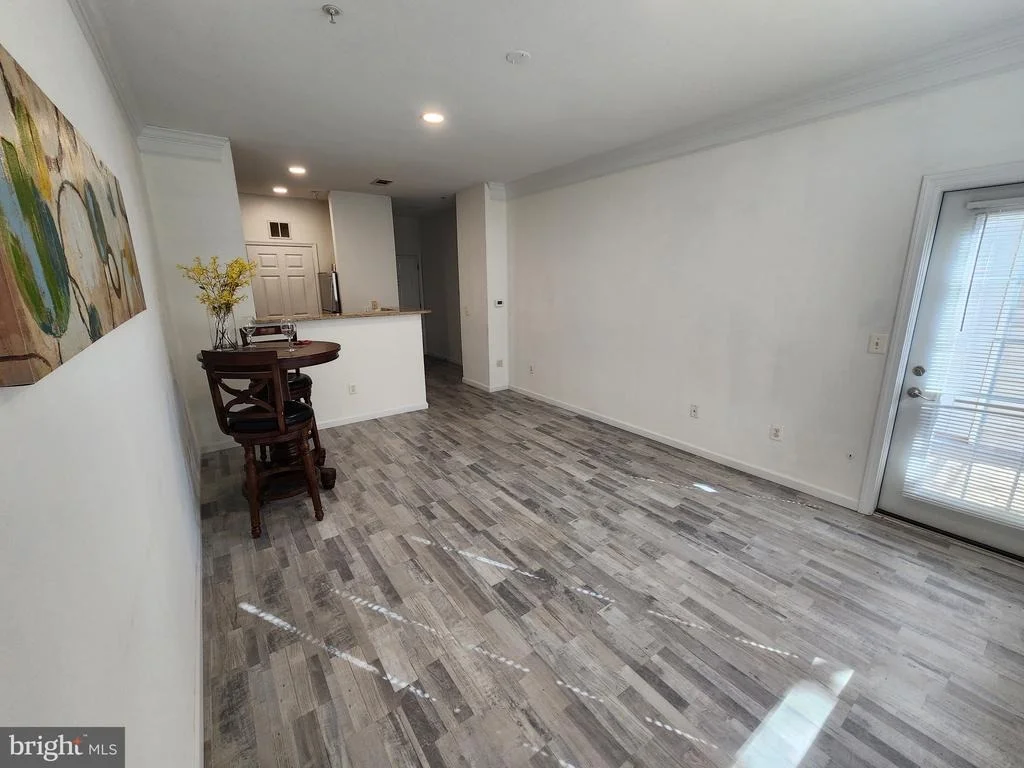 Photo of Unit 10102 at 1521 SPRING GATE DRIVE