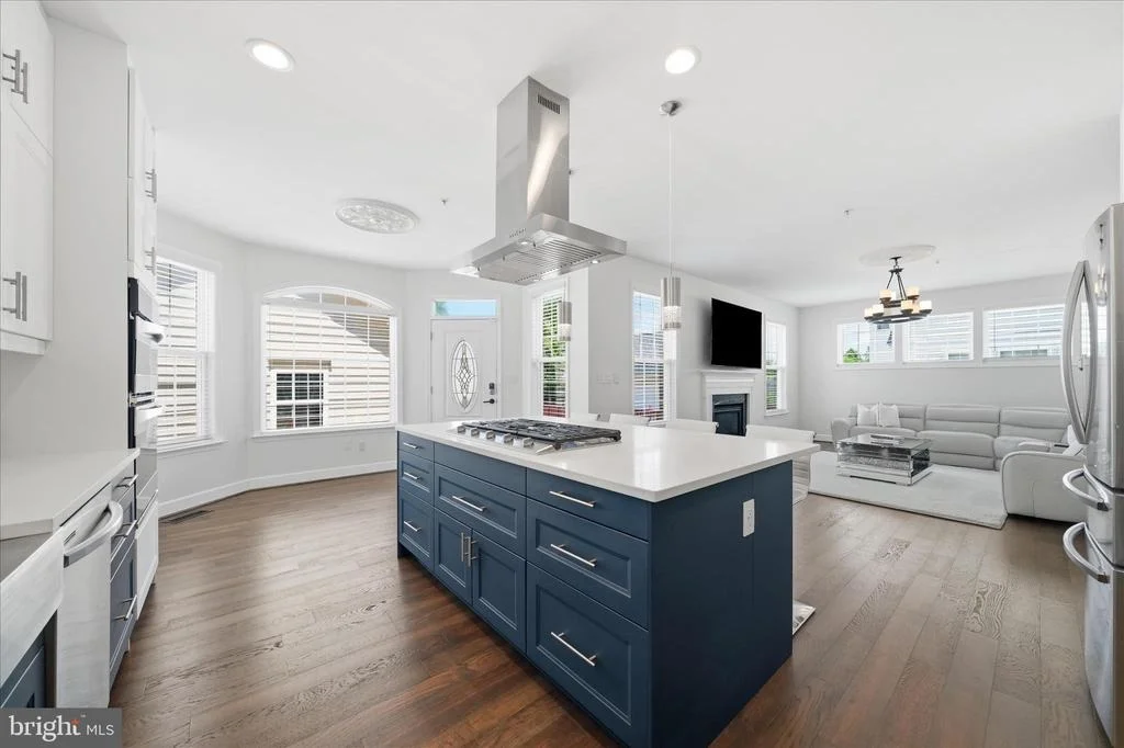 Photo of 23121 FREDERICK ROAD